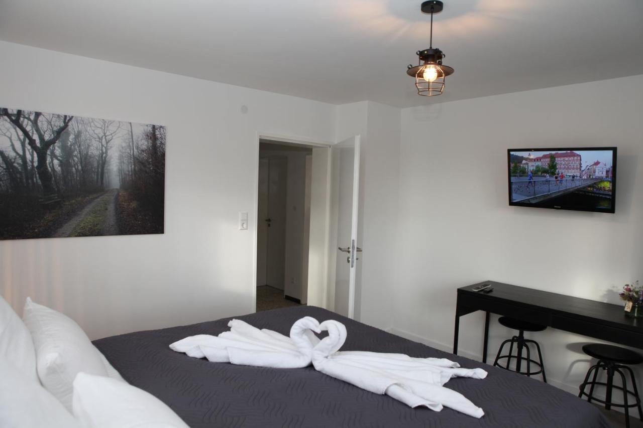 Gaestehaus Zum Rhein Rheinhausen Dış mekan fotoğraf